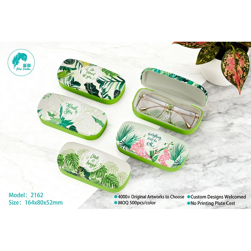 Luxurious Elegant Floral Embossed PU Hard Eyewear Case for Premium Accessory Brands